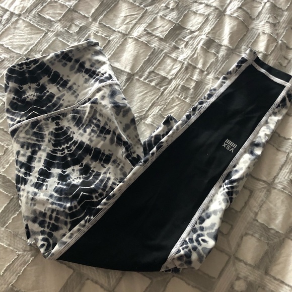 VS Knockout Capri - Picture 1 of 2